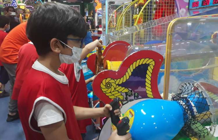 :شهربازی سرزمین شادی الماس هروی، کلاس گیلاس 4