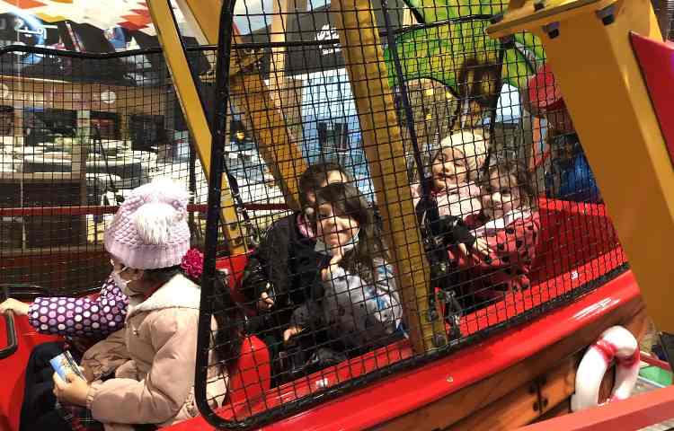 شهربازی صبامال 5