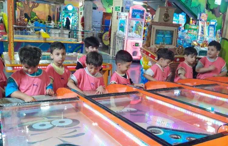 شهربازی هروی 52