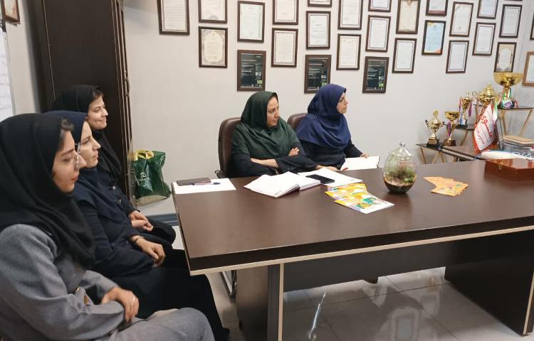 شورای آموزگاران و مدیریت 1