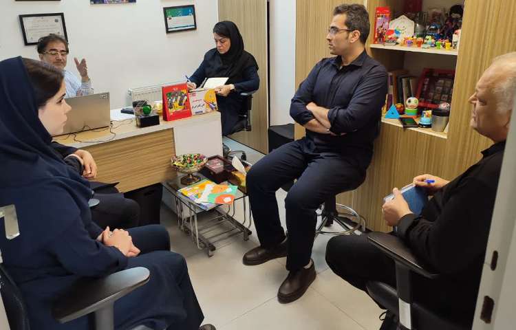 شورای دبستان با محوریت جشن فارغ التحصیلی 2