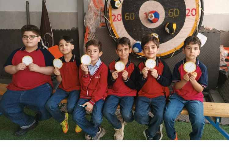 شکارچیان ساعت های گمشده و الگو سازی ساعت کلاس بدون دیوار 1