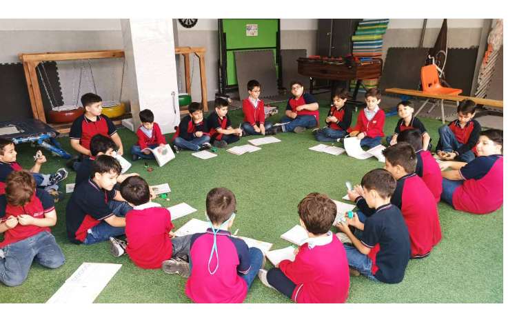شکارچیان ساعت های گمشده و الگو سازی ساعت کلاس بدون دیوار 5