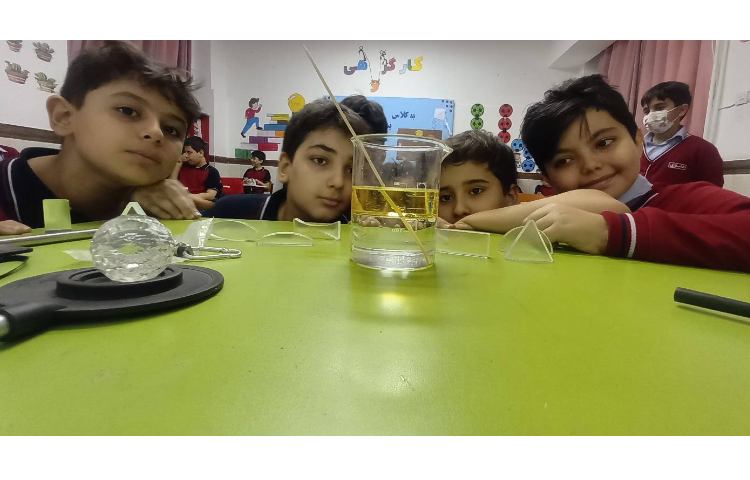 شکست نور 5