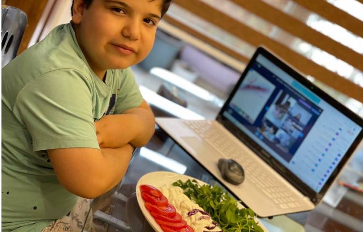 صبحانه سالم آنلاین و صندلی صمیمیت 4