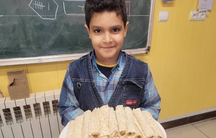 :صبحانه ی سالم نذری شهادت حضرت زهرا "س" آقای ماهان شاه بیدکی 1