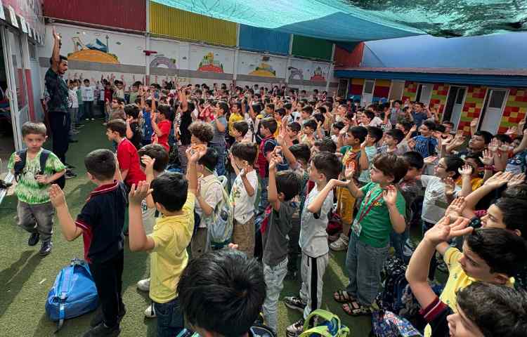 صبحگاهی جذاب در مدرسه علوی شعبه میدان اطلاعات 5