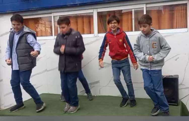 صبحگاه دوشنبه ی زبانی 1