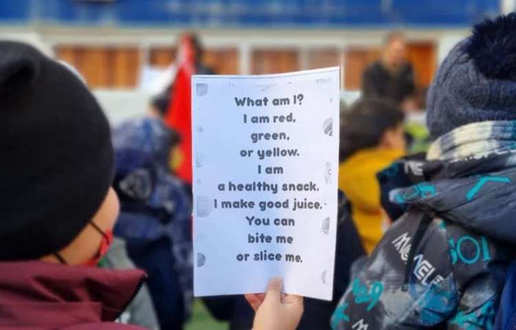 صبحگاه زبانی هفته ملی علوم دبستان علوی 2