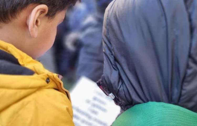 صبحگاه زبانی هفته ملی علوم دبستان علوی 5