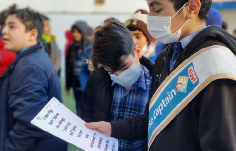 صبحگاه زبانی هفته ملی علوم دبستان علوی 7