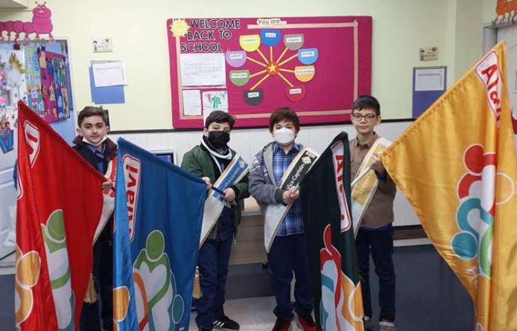 صبحگاه زبانی هفته ملی علوم دبستان علوی