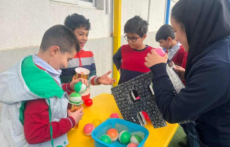 صبحگاه زبانی هفته ملی علوم 15