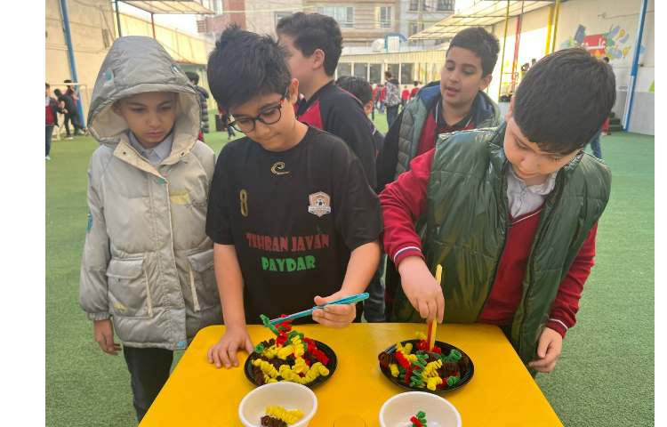 صبحگاه زبانی هفته ملی علوم 18
