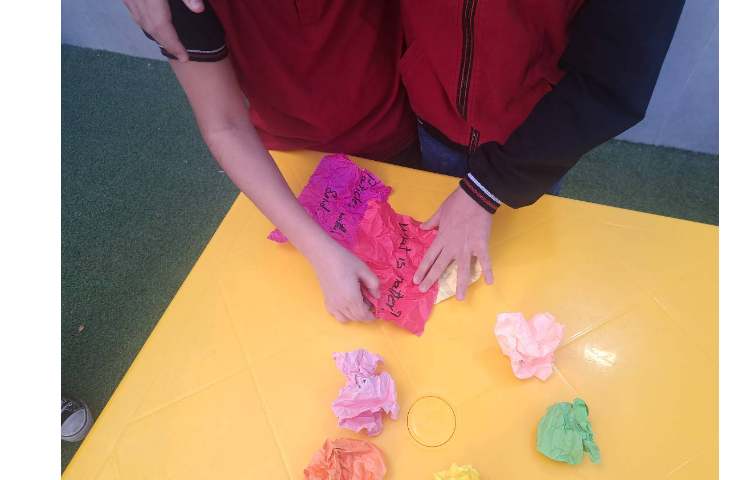 صبحگاه زبانی هفته ملی علوم 9