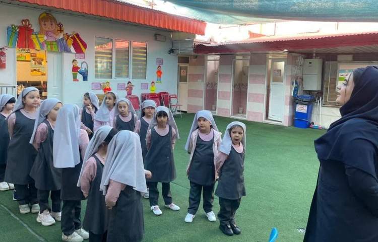 صبحگاه زبان پیش دبستان