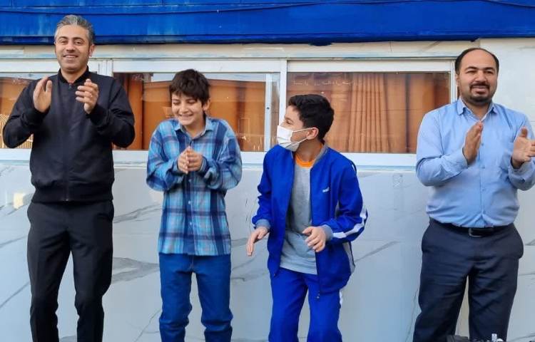 صبحگاه شاد و مهیج دبستان علوی 8