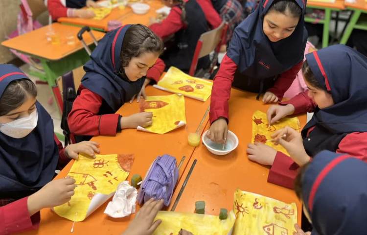 صبحگاه هفته ملی علوم دپارتمان زبان 5