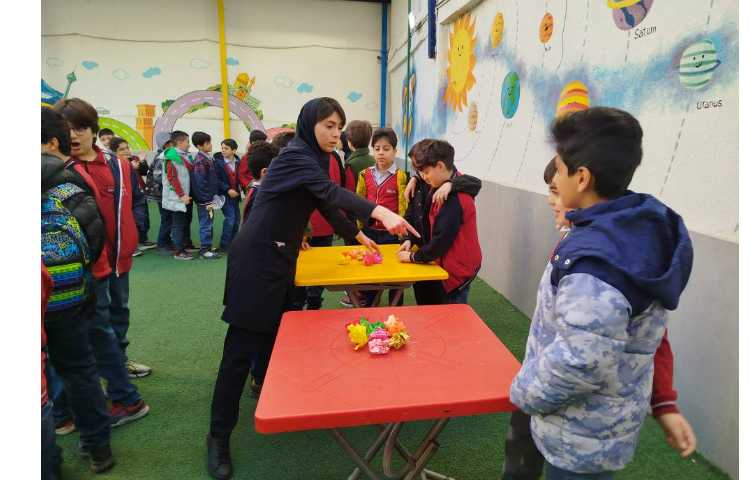 صبحگاه هفته ی ملی علوم 11