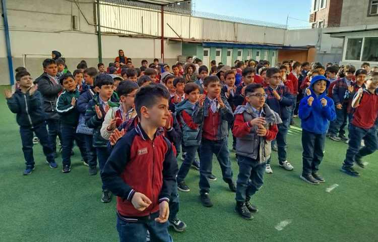 صبحگاه هفته ی ملی علوم 3