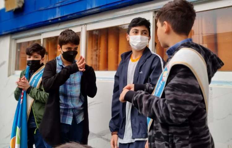 صبحگاه و روز یکشنبه شاد دبستان علوی 4