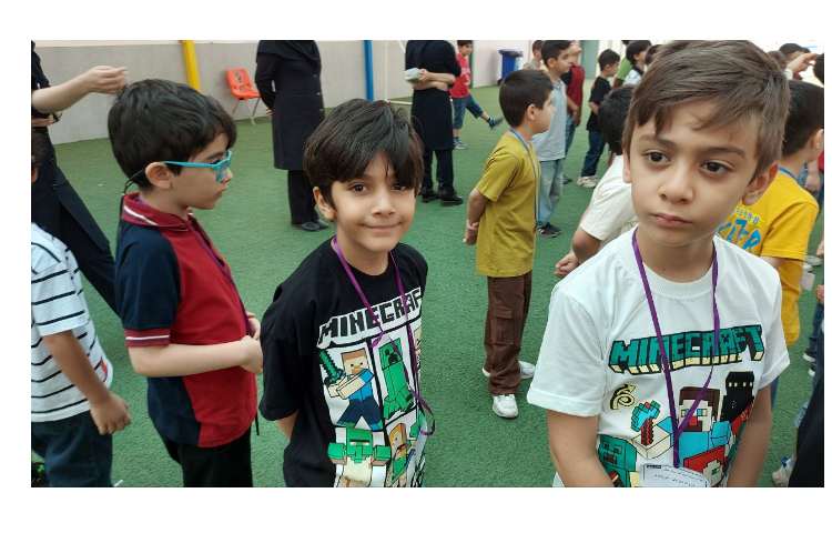 صبحگاه و زنگ تفریح در پایگاه تابستانی