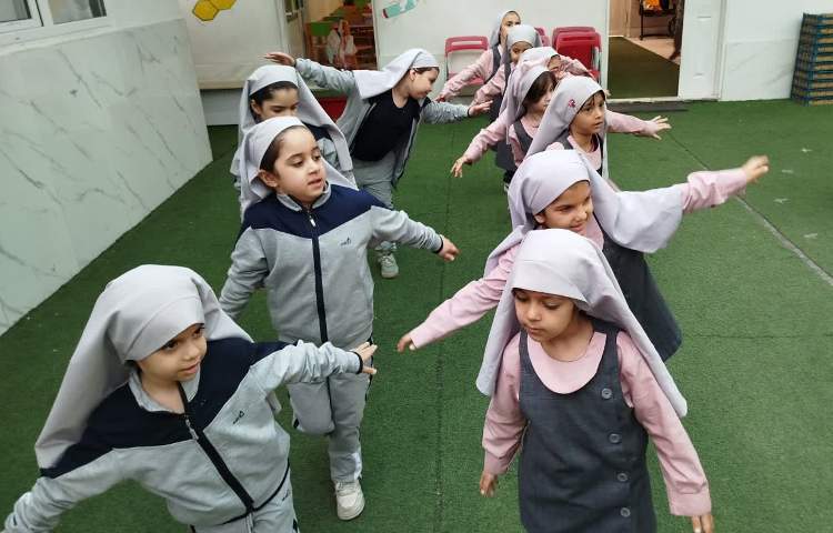 صبحگاه و زنگ تفریح پیش دبستان 2