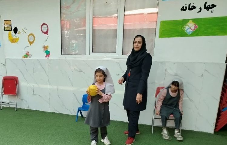 صبحگاه و زنگ تفریح پیش دبستان 6