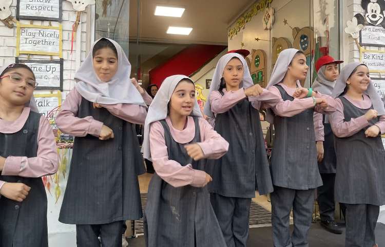 صبحگاه و غوطه وری زبان 9