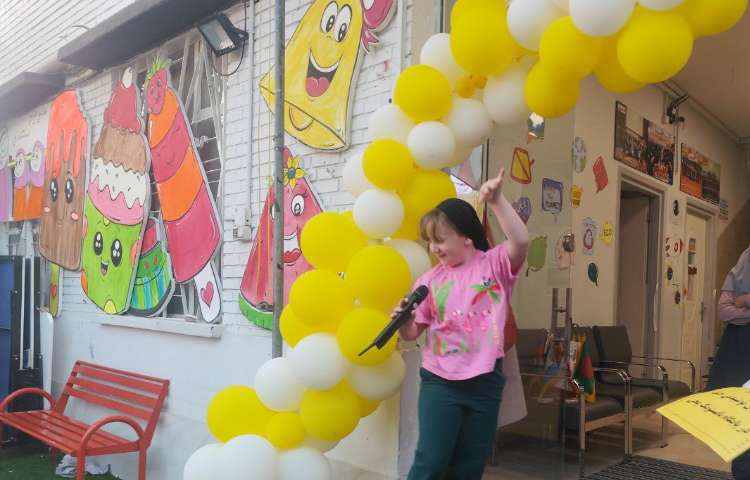 صبحگاه پایگاه تابستونک یخی 4