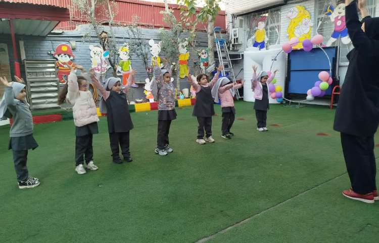 صبحگاه پیش دبستان 2