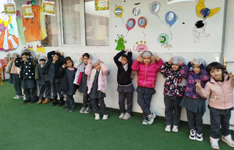 صبحگاه پیش دبستان 2