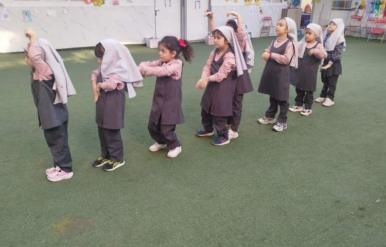 صبحگاه پیش دبستان 3