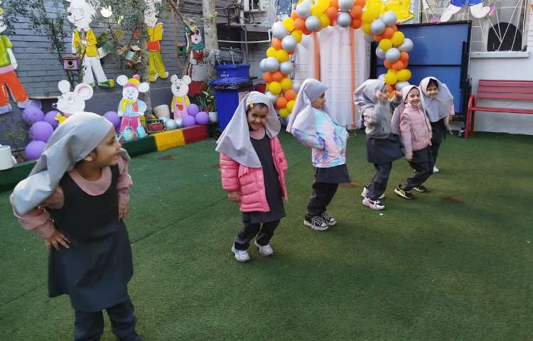 صبحگاه پیش دبستان 3