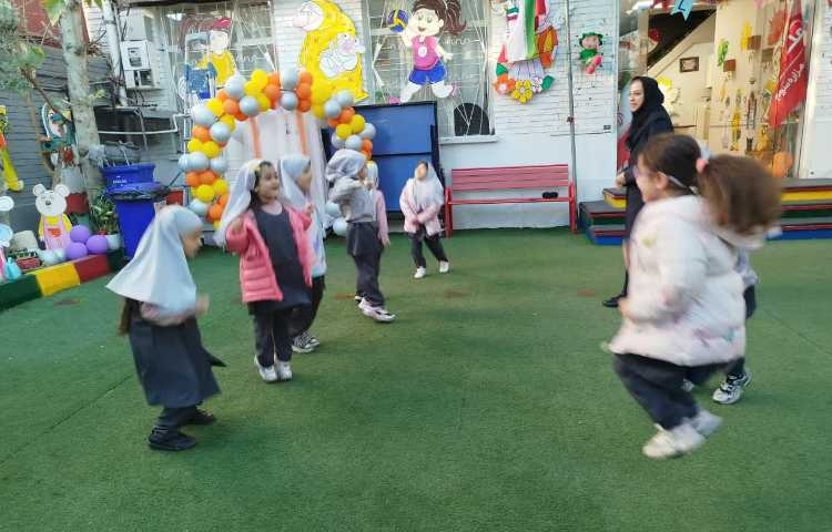 صبحگاه پیش دبستان 4