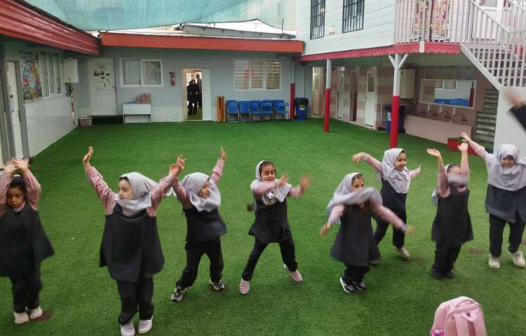 صبحگاه پیش دبستان 4