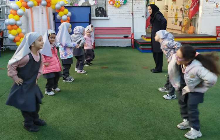 صبحگاه پیش دبستان