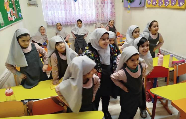 صبحگاه کلاسی پایه پیش دبستان 5