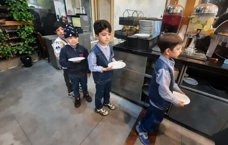 صرف صبحانه در هتل به مناسبت روز جهانی غذا 1