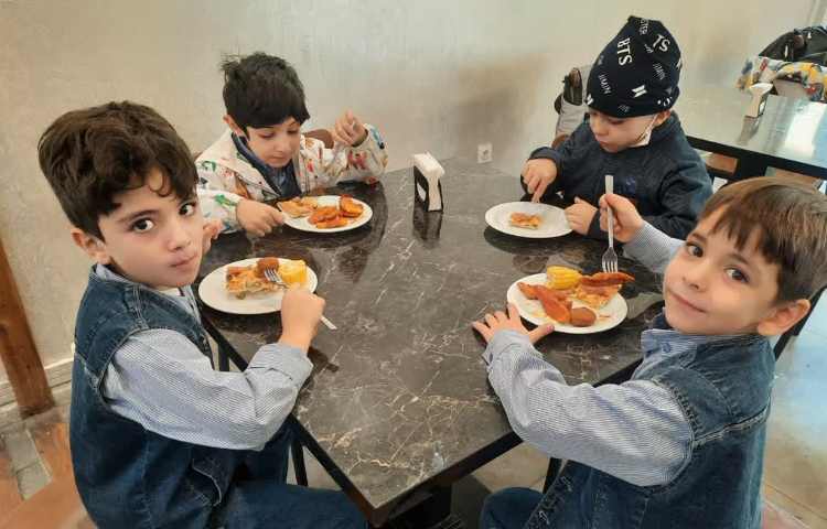 صرف صبحانه در هتل به مناسبت روز جهانی غذا 12