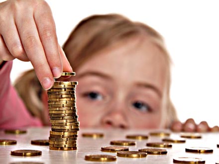 ضرورت آموزش سواد مالی به دانش‌آموزان