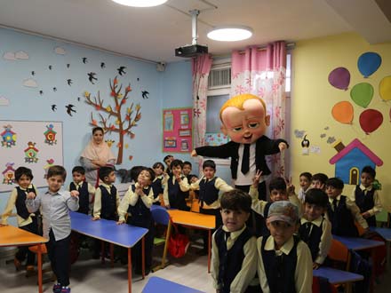 ضرورت دوره پیش‌دبستانی به منظور آموزش زبان فارسی
در مناطقی با گویش محلی یا زبان غیر فارسی