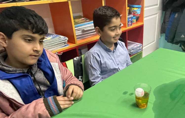 طبقه های رنگی رنگی هفته ملی علوم 3