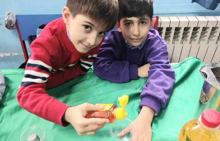 طبقه های رنگی هفته ملی علوم 1