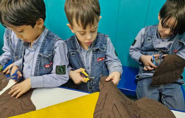 طراحی درخت مربوط به تابلوی چهارفصل 1