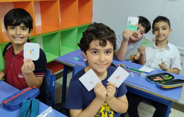 طراحی کارت قهرمان 11