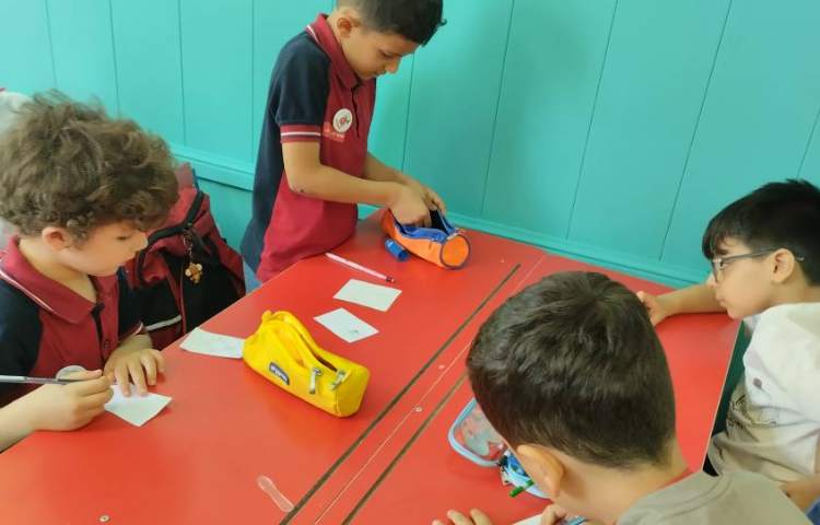 طراحی کارت قهرمان 13