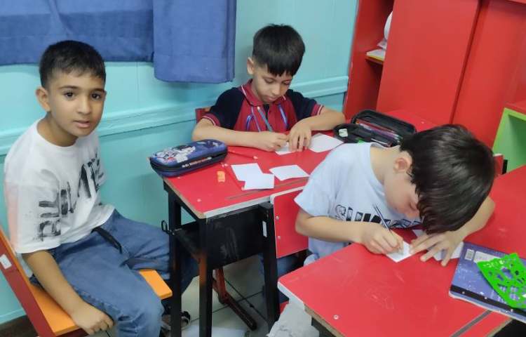 طراحی کارت قهرمان 16