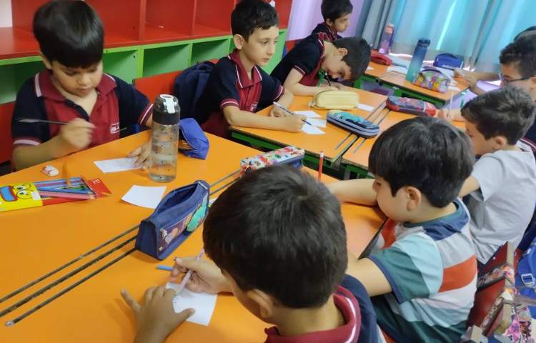 طراحی کارت قهرمان 4