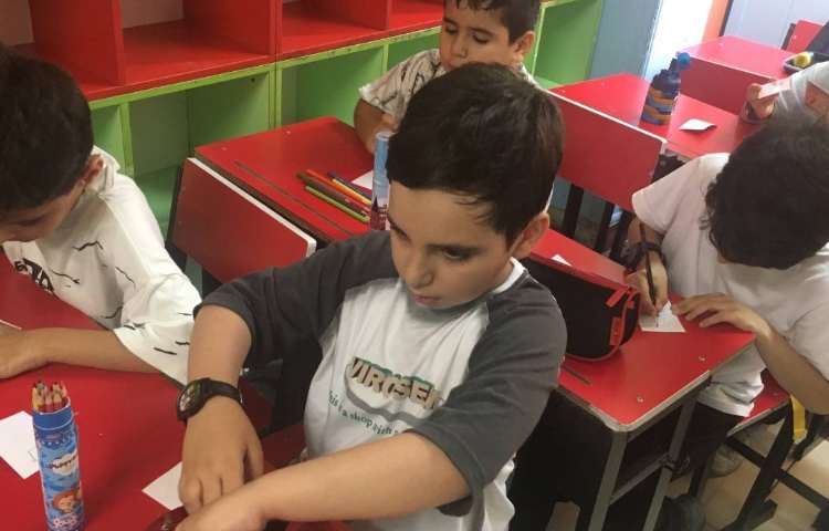 طراحی کارت قهرمان 5